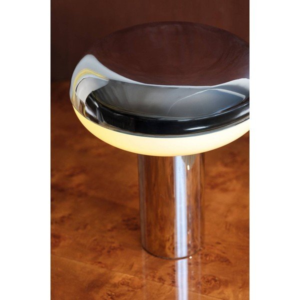 Kovová stolová lampa v lesklej striebornej farbe (výška  32 cm) Paneta – Jotex-image-1