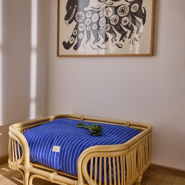 Modrý bavlnený pelech pre psa 94x75 cm Kyoto – OYOY Living Design-image-1