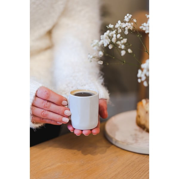 Biele hrnčeky na espresso z kameniny v súprave 2 ks 80 ml Fuori – Vialli Design-image-3