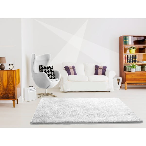 Biely koberec Universal Alpaca Liso, 140 x 200 cm-image-1