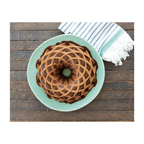 Forma na bábovku v zlatej farbe Nordic Ware Jubilee, 2,4 l-image-4