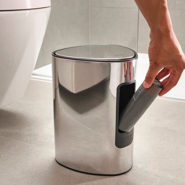 Nášľapný plastový odpadkový kôš v striebornej farbe 5 l Luxe – Joseph Joseph-image-1