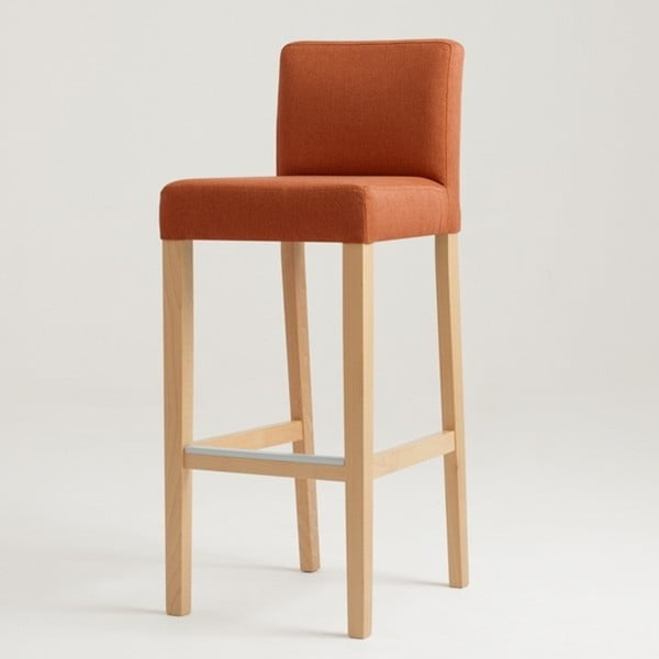 Oranžová barová stolička s prírodnými nohami Custom Form Wilton