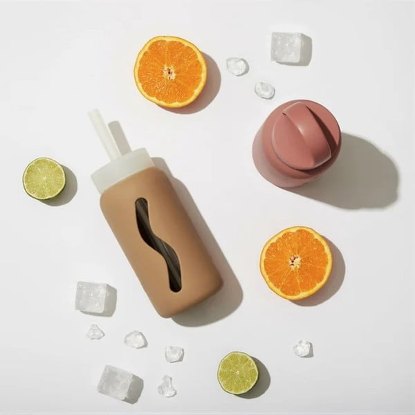 Béžová cestovná fľaša 500 ml Milk Coffee – Muuki-image-1