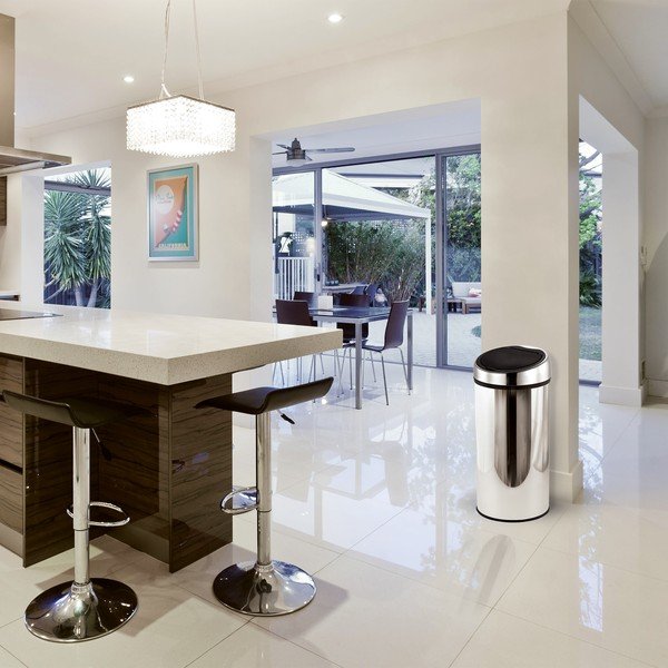 Dotykový oceľový odpadkový kôš v lesklo striebornej farbe 30 l – MSV-image-1