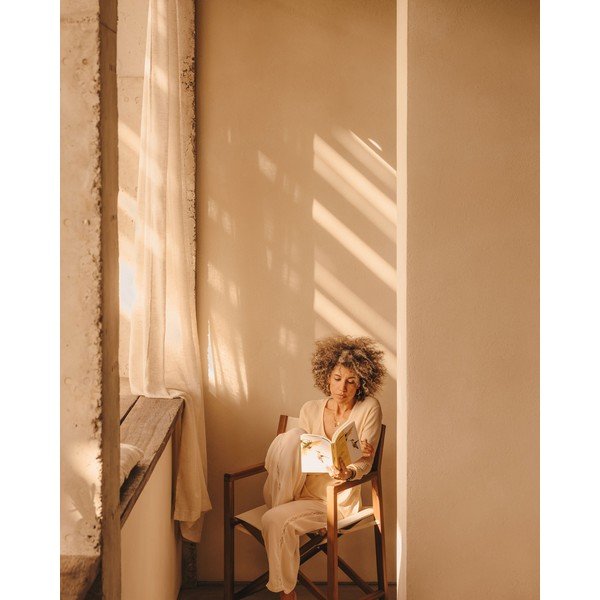 Biele/v prírodnej farbe drevené záhradné stoličky v súprave 2 ks Thianna – Kave Home-image-2