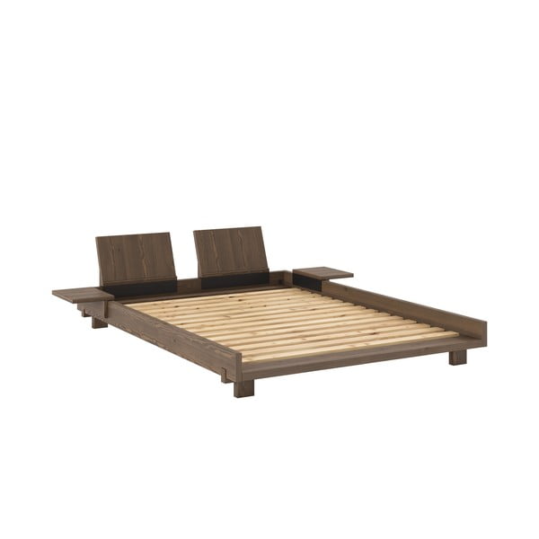 Hnedá dvojlôžková posteľ z borovicového dreva s roštom 140x200 cm Social – Karup Design