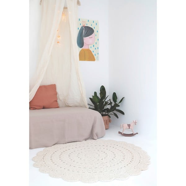 Biely ručne háčkovaný koberec z bavlny Nattiot Alma, ø 120 cm-image-1