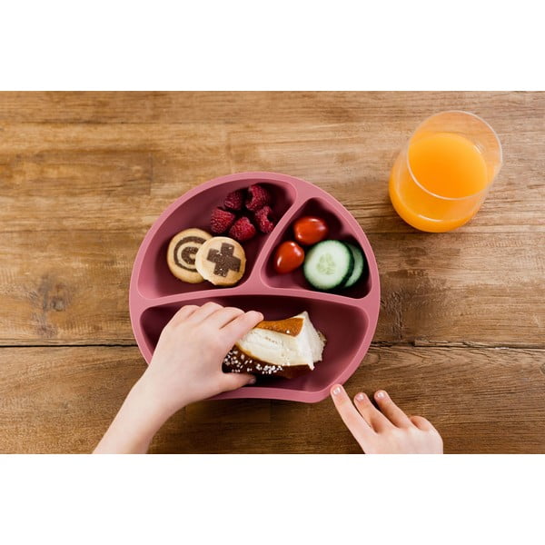 Silikónový detský tanier v tehlovej farbe 19x20,5 cm Dusky Pink – Kindsgut-image-1