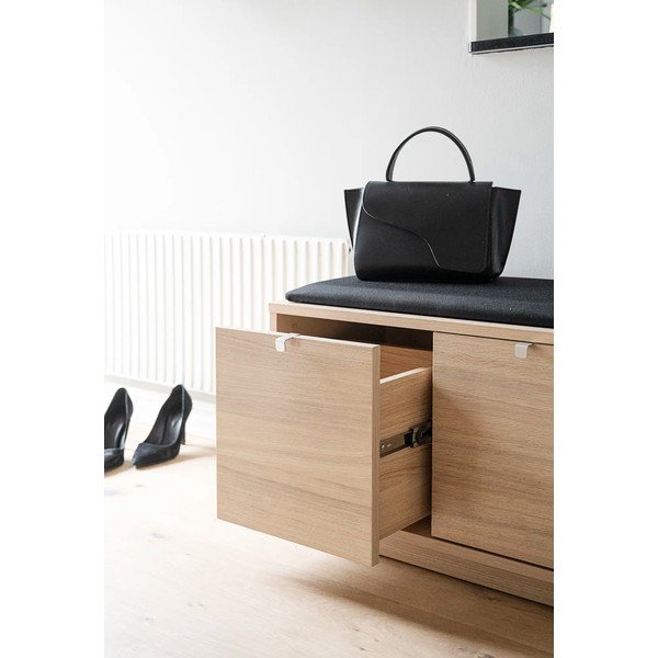 Skrinka na topánky v dekore duba s lavicou v čierno-prírodnej farbe Confetti – Rowico-image-1