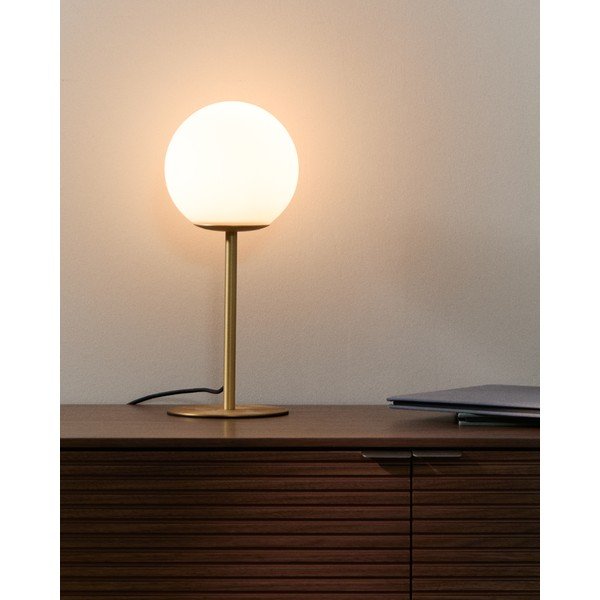 Biela/v zlatej farbe stolová lampa so skleneným tienidlom (výška  35 cm) Brisia – Kave Home-image-1