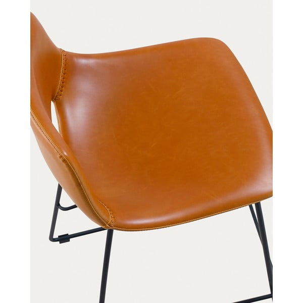 Koňakovohnedá barová stolička z imitácie kože (výška sedadla 65 cm) Zahara – Kave Home-image-4