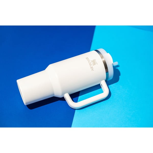 Biela termoska so slamkou z nehrdzavejúcej ocele 1,18 l Quencher H2.0 FlowState Tumbler Frost – Stanley-image-1