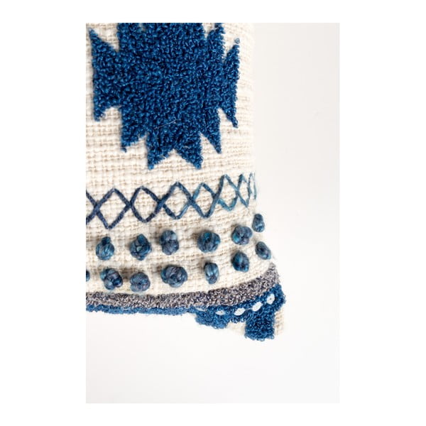 Modrý vankúš s výplňou Zuiver Sala, 65 × 30 cm-image-3