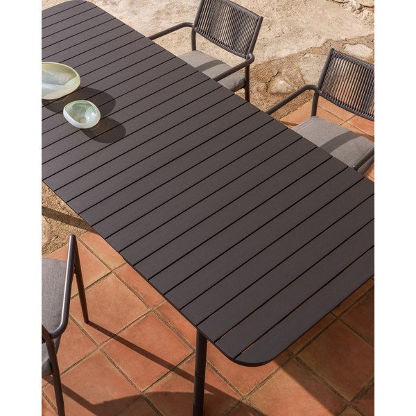 Kovový záhradný jedálenský stôl 100x185 cm Izola – Kave Home-image-3
