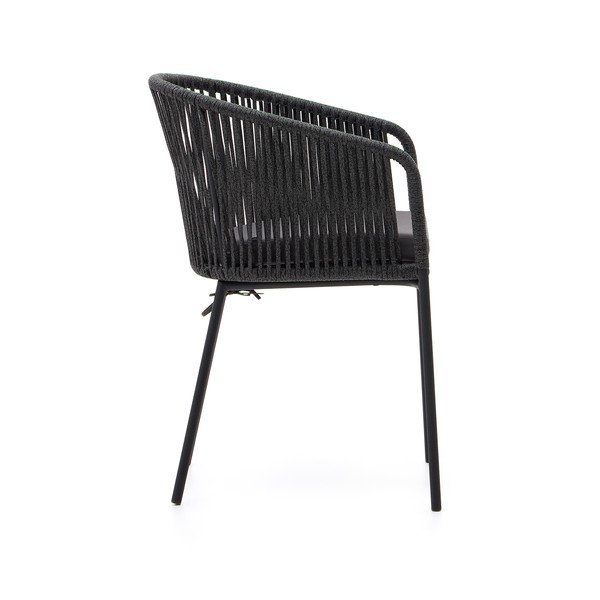 Čierna kovová/polstrovaná záhradná stolička Yanet – Kave Home-image-3