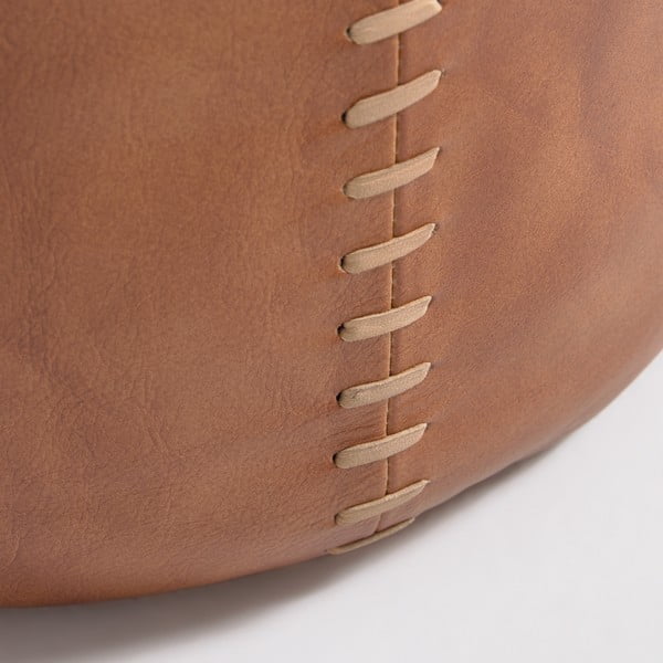 Koňakovohnedý kožený puf Kave Home Cesia-image-2