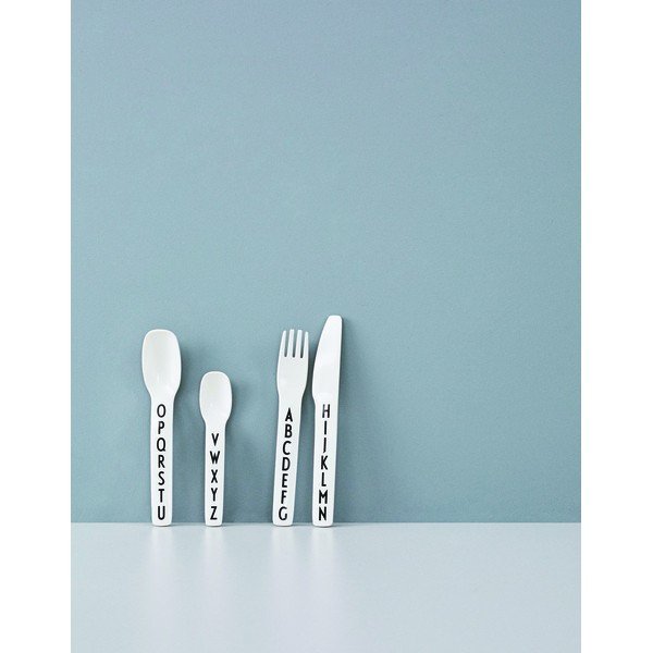 4-dielna súprava bielych detských príborov Design Letters-image-3