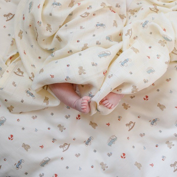 Svetložltá zavinovacia detská deka z bio bavlny 120x120 cm Off-White – Cam Cam Copenhagen-image-1