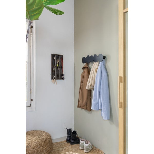 Čierny kovový nástenný vešiak 58 cm Tumulo – Spinder Design-image-1