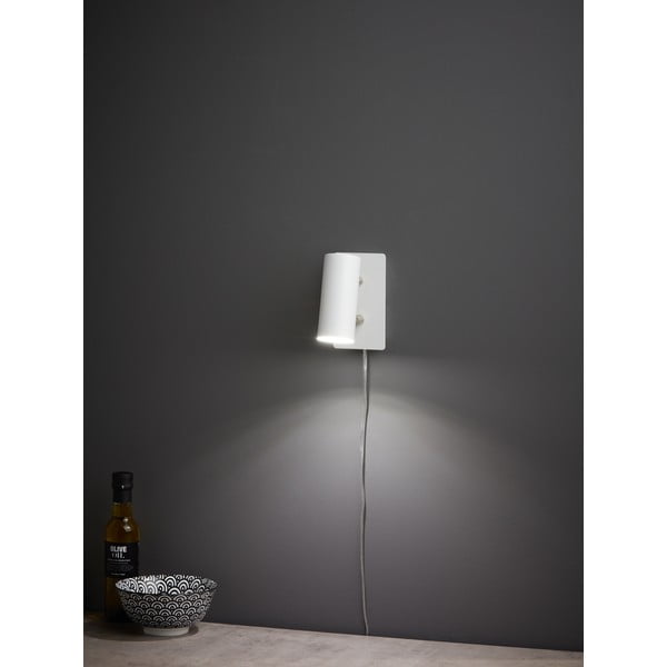 Biele nástenné svietidlo Markslöjd Barcelona-image-1