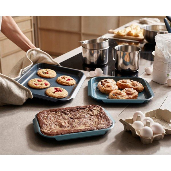 Plechy v súprave 3 ks 41x30 cm Nest™ Bake  – Joseph Joseph-image-1