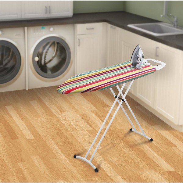 Žehliaca doska s čiernymi protišmykovými nožičkami Domopak Stripes-image-1