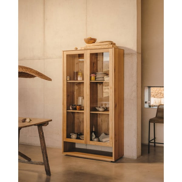 Vitrína v dekore duba v prírodnej farbe 100x185 cm Alguema – Kave Home-image-1