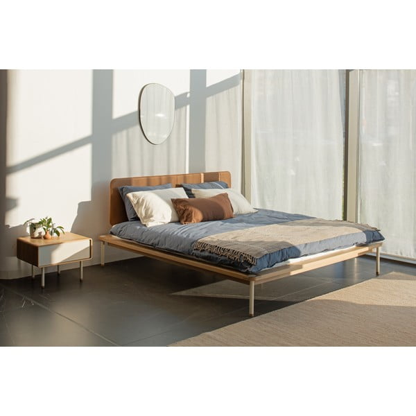 Hnedá/prírodná čalúnená dvojlôžková posteľ z dubového dreva s roštom 160x200 cm Fina - Gazzda-image-1