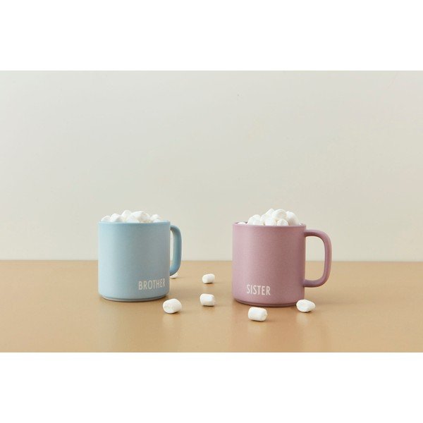 Fialový porcelánový hrnček 175 ml Sister – Design Letters-image-1