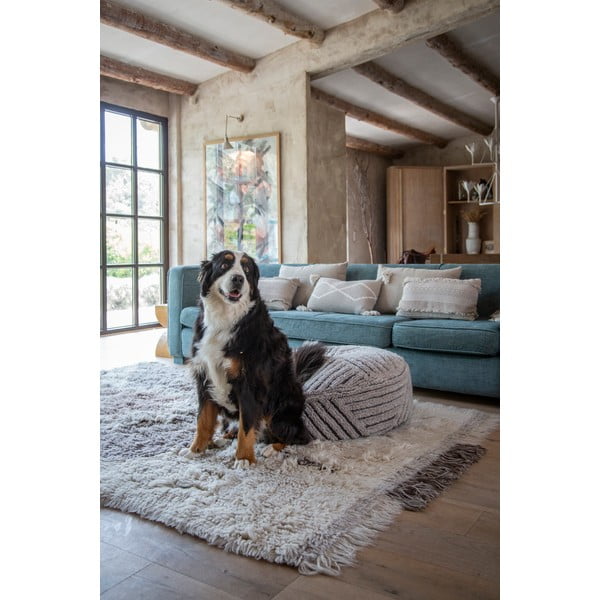 Béžový vlnený taburet Fields – Lorena Canals-image-1