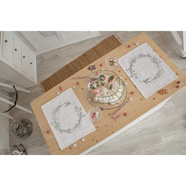 Látkové prestieranie 2 ks 35x45 cm Christmas Twigs – Butter Kings-image-1