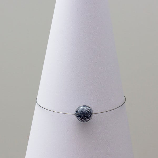Sklenený náhrdelník ko-ra-le Wired, modrý