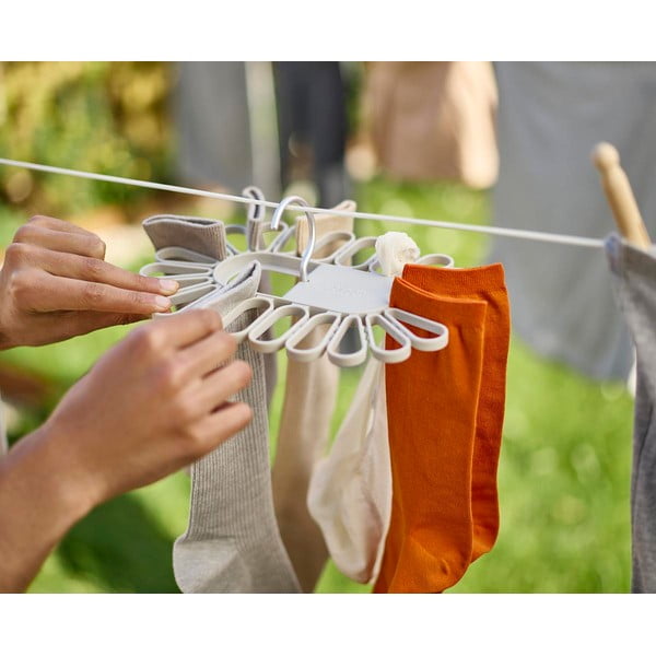 Béžový závesný sušiak na bielizeň Petal – Joseph Joseph-image-1