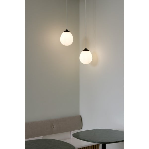 Čierno-biele tienidlo ø 21 cm Around the World Mini – UMAGE-image-1