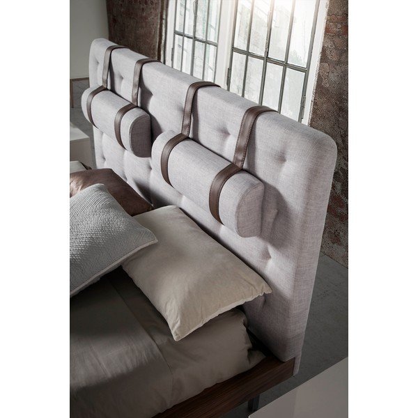 Dvojlôžková posteľ s nohami z orechového dreva Ángel Cerdá Olivia, 150 x 200 cm-image-4