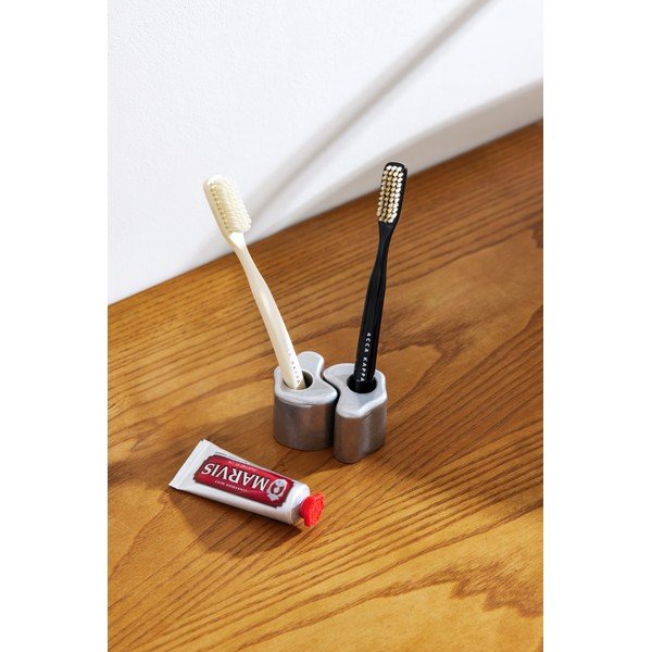 Kovový držiak na zubné kefky v striebornej farbe Mis – noo.ma-image-4