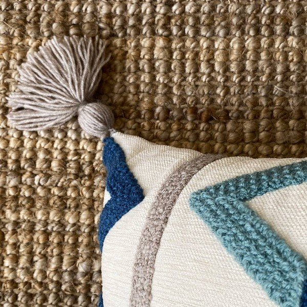 Obliečka na vankúš s prímesou ľanu Joynodes Bethany Tassel, 43 x 43 cm-image-3