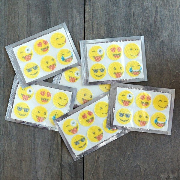 Náplasti proti komárom InnovaGoods Happy Faces Edition-image-4