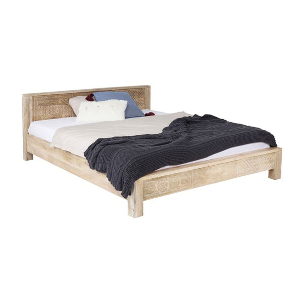 Ručne vyrezávaná posteľ z mangového dreva Kare Design Bett Puro, 160 × 200 cm