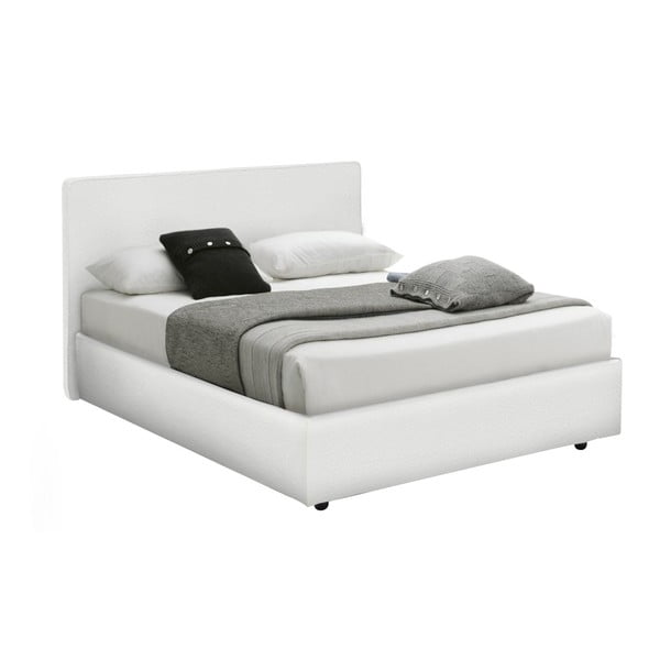 Biela jednolôžková posteľ s úložným priestorom, matracom a poťahom z koženky 13Casa Ninfea, 120 x 190 cm