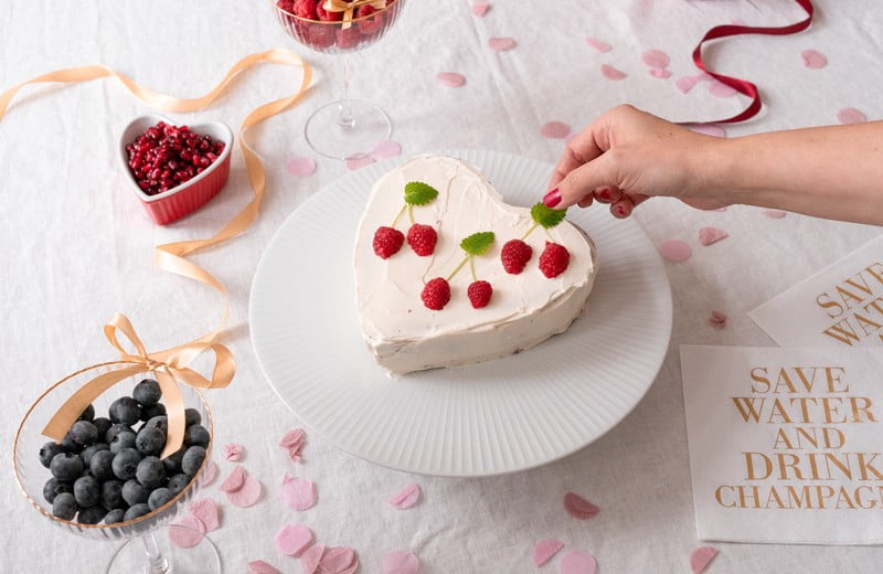 5 jednoduchých tipov, ako ozdobiť tortu nielen na Valentína