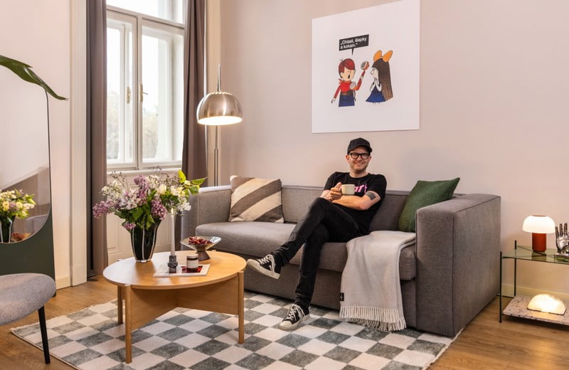Hotelový apartmán: interiér, kde nechýba zmysel pre humor ani pre detail
