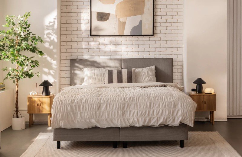 Farby do spálne: inšpirácia a tipy na najlepšie odtiene pre pokojný spánok