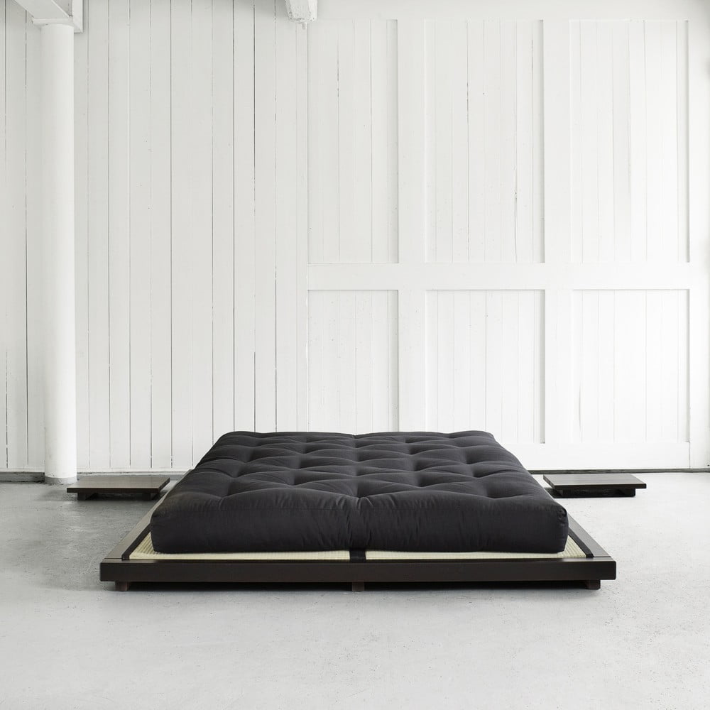 Obrázok Dvojlôžková posteľ z borovicového dreva s matracom a tatami Karup Design Dock Double Latex Black/Black, 160 × 200 cm