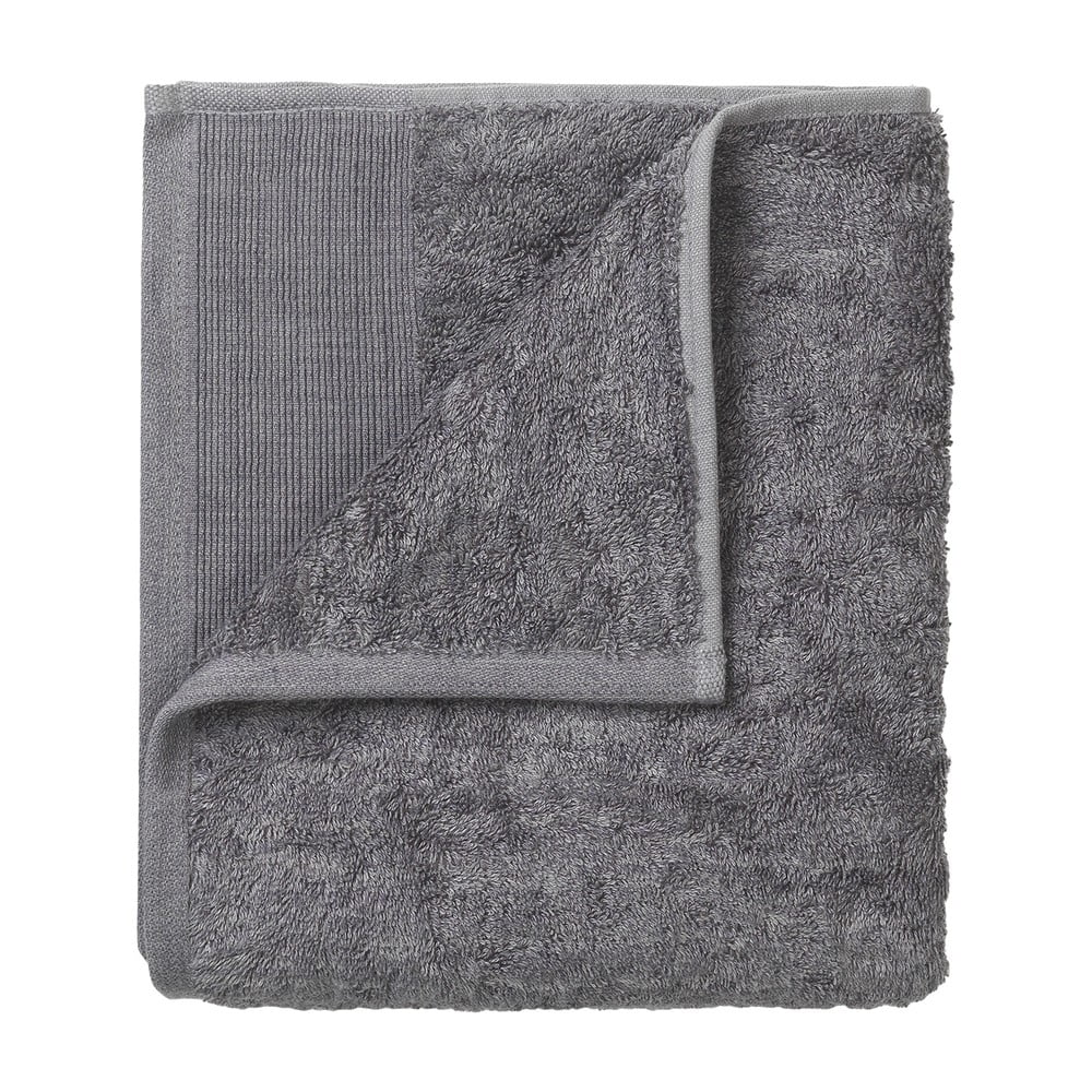 E-shop Sada 4 tmavosivých bavlnených uterákov Blomus, 30 x 30 cm
