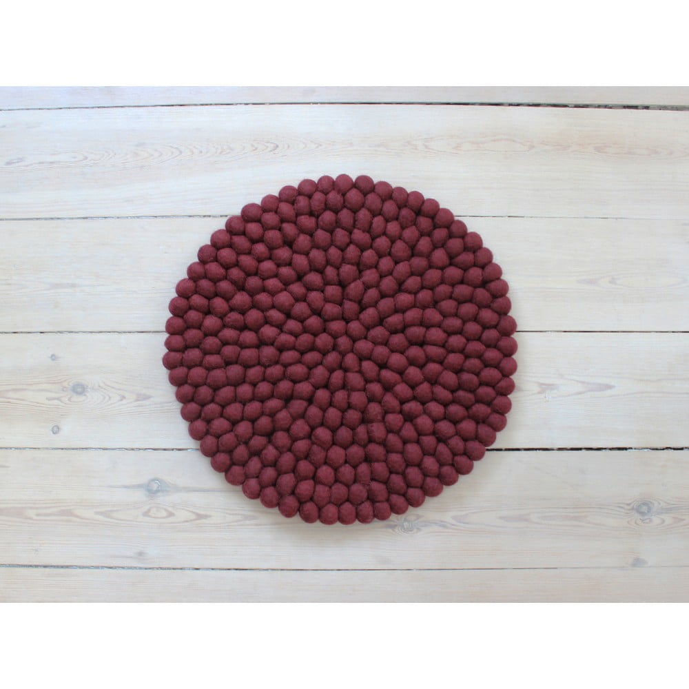 Obrázok Tmavý višňovočervený guľôčkový vlnený podsedák Wooldot Ball Chair Pad, ⌀ 39 cm