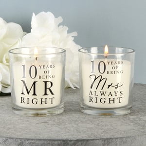 Sada 2 sviečok s vôňou bavlny k 10. výročiu Amore Mr. Right and Mrs. Always Right, 18 hodín horenia