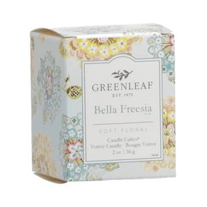 Sviečka s vôňou frézie Greenleaf Bella Freesia, doba horenia 15 hodín