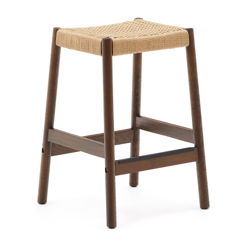 Hnedé/v prírodnej farbe barové stoličky v súprave 2 ks z dubového dreva (výška sedadla 66 cm) Yalia – Kave Home
